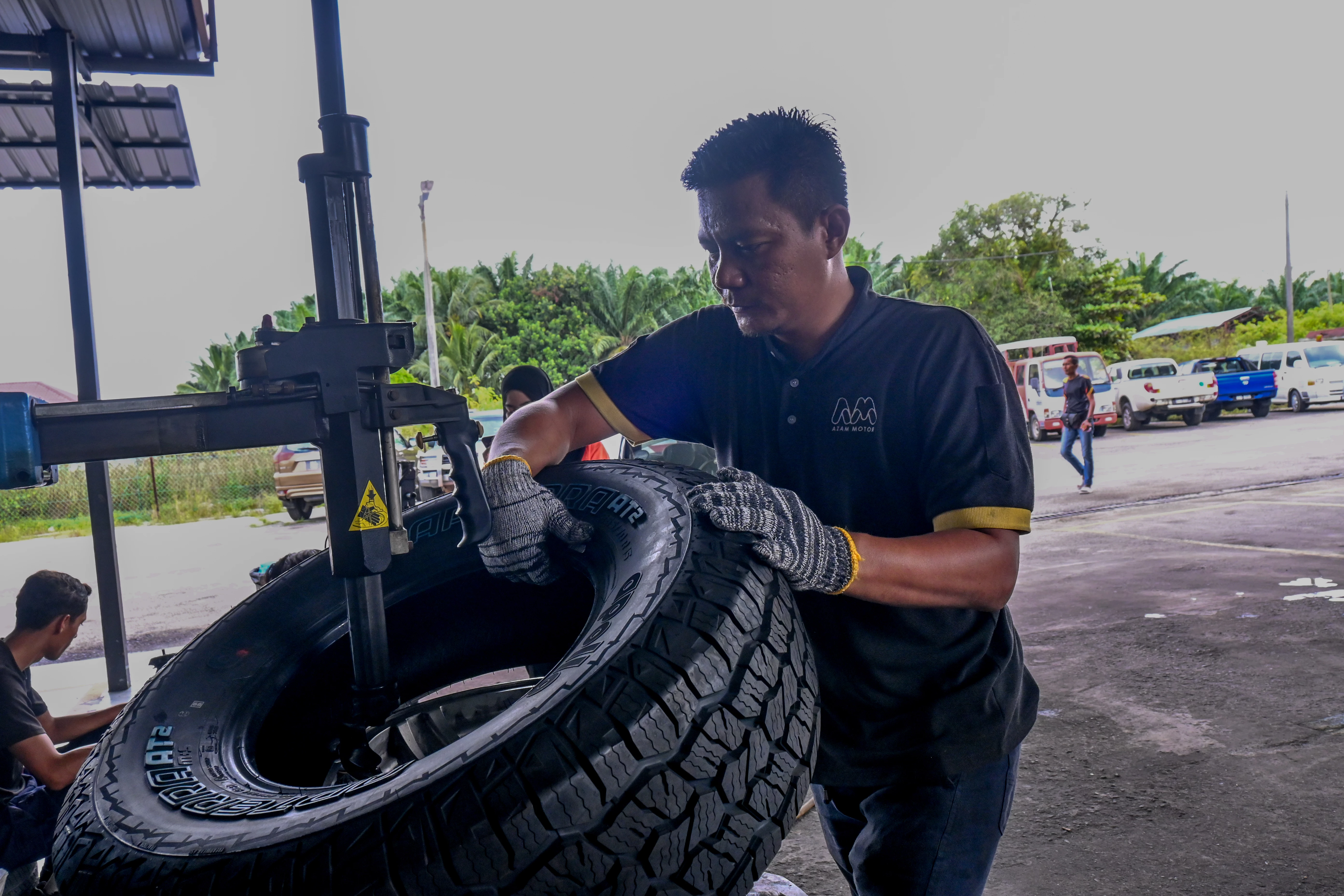 media-grid-background-image