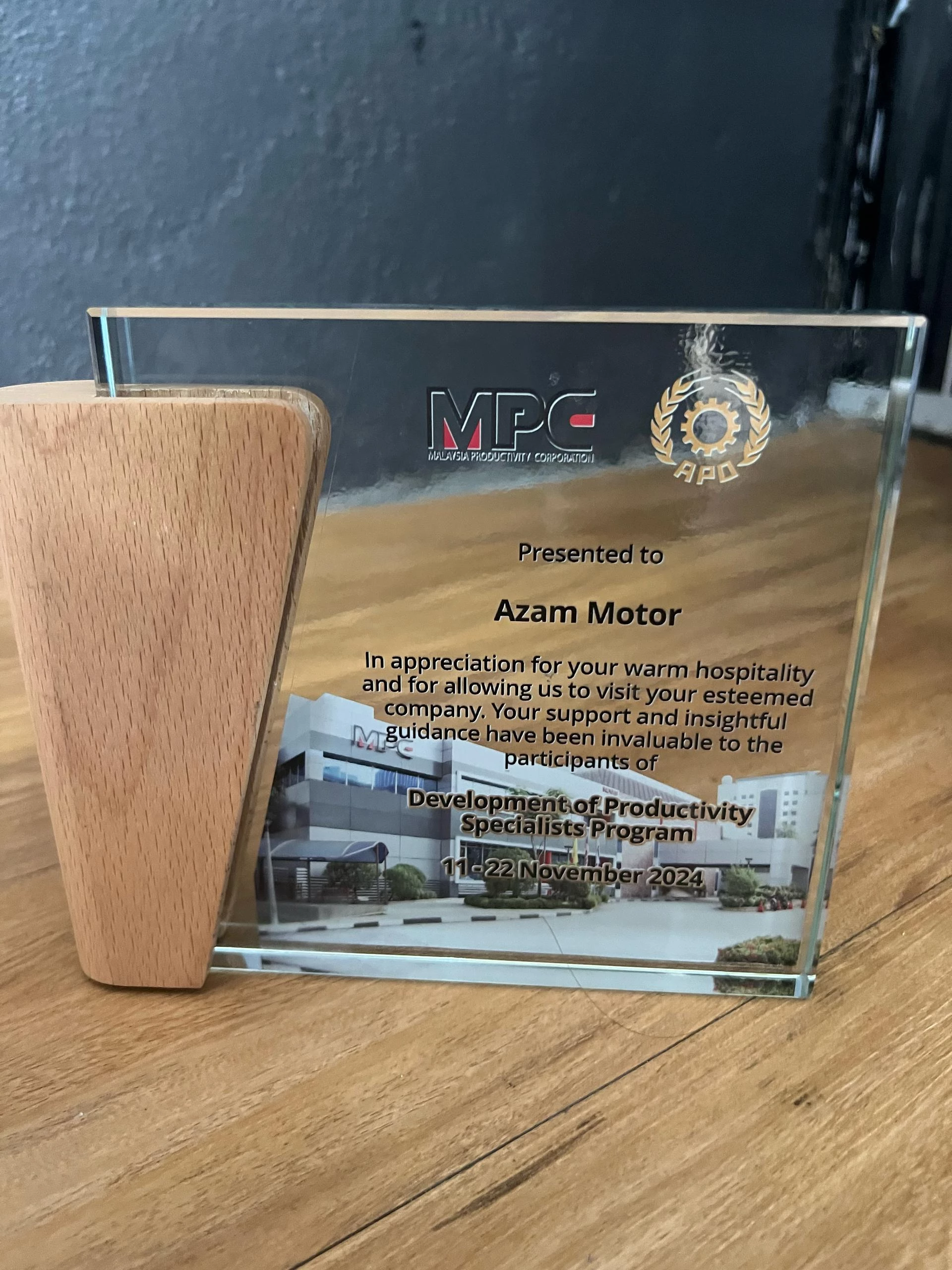 media-grid-background-image