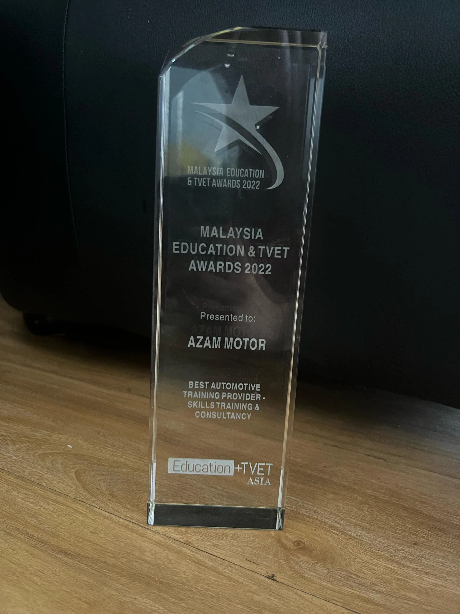 media-grid-background-image