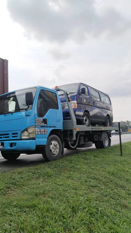 media-grid-background-image