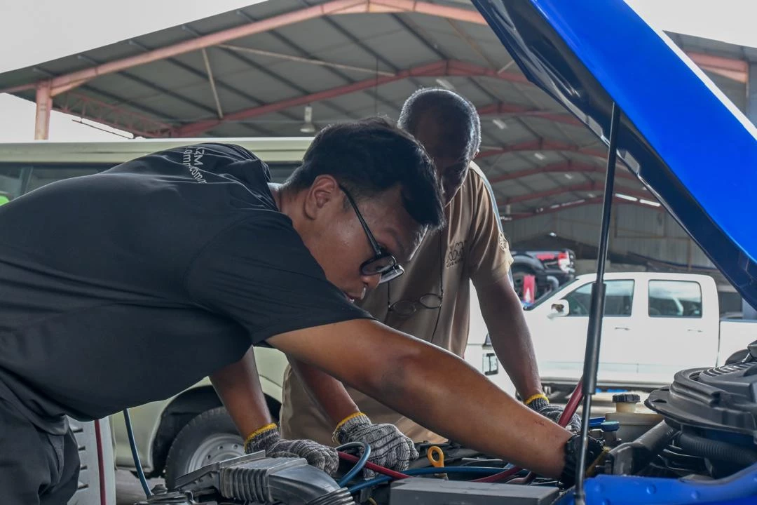 media-grid-background-image